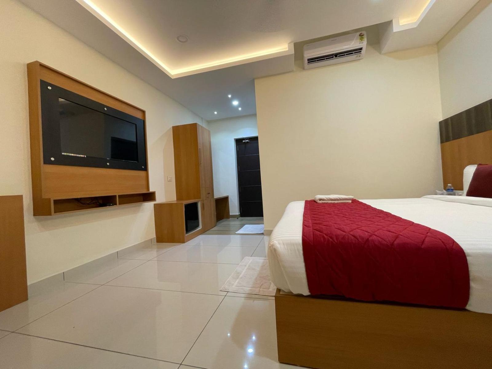 Hotel Deepakam Inn Palakkad Eksteriør billede